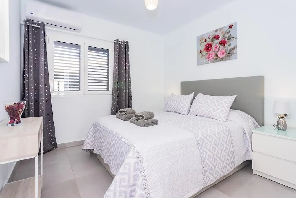 Casa Bella Apartment Puerto del Carmen  0*, Puerto del Carmen (Lanzarote)